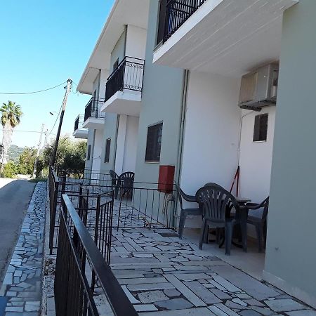 كاستروزيكيا Athanasios Tsoumas Apartments المظهر الخارجي الصورة