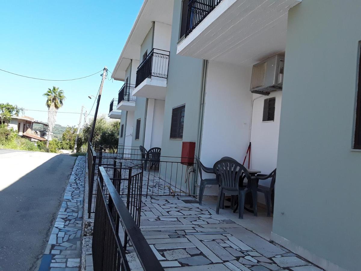 كاستروزيكيا Athanasios Tsoumas Apartments المظهر الخارجي الصورة