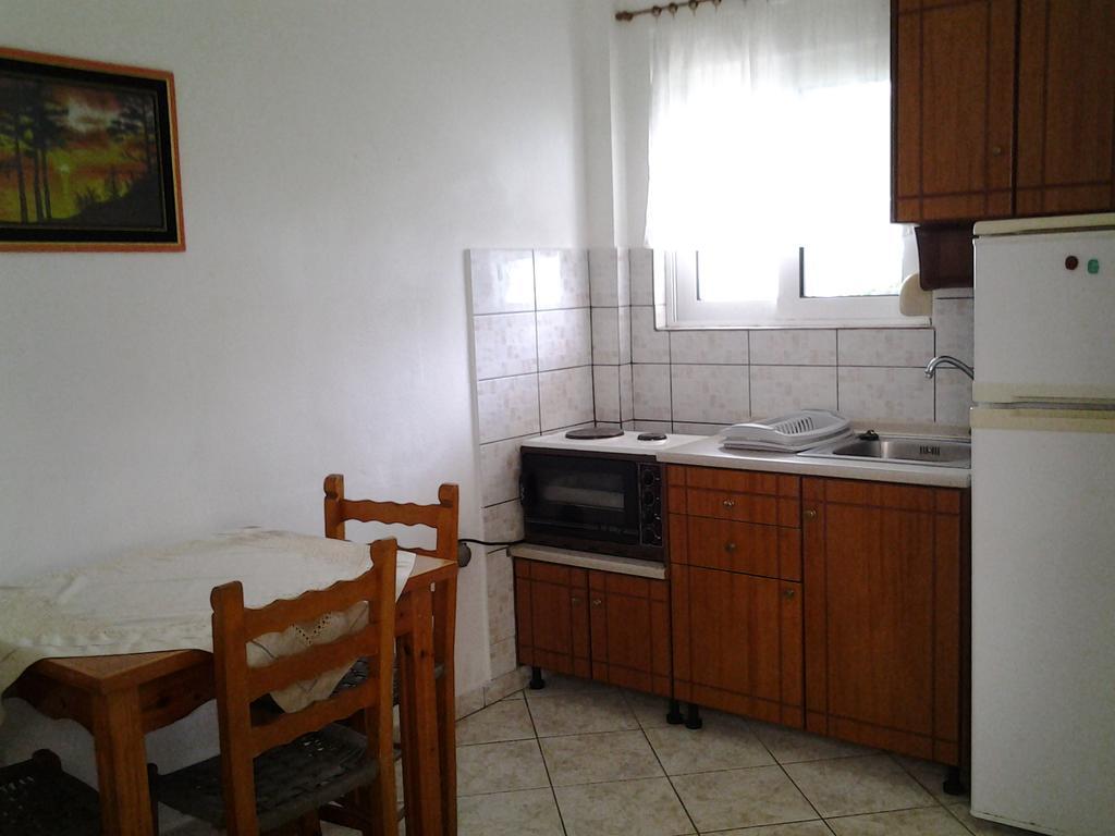كاستروزيكيا Athanasios Tsoumas Apartments المظهر الخارجي الصورة