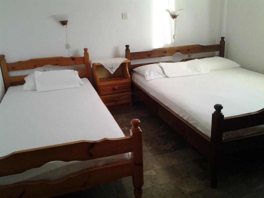 كاستروزيكيا Athanasios Tsoumas Apartments المظهر الخارجي الصورة