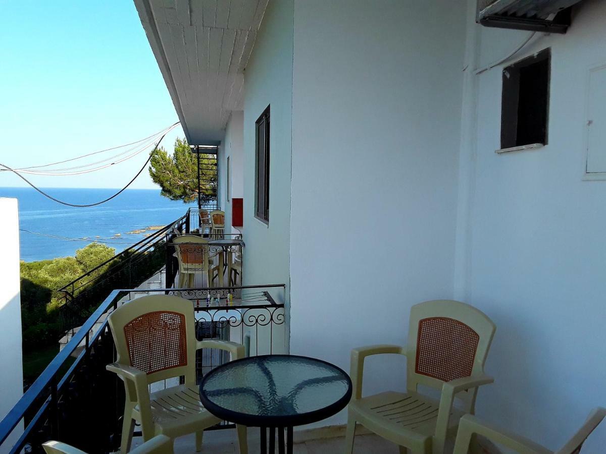 كاستروزيكيا Athanasios Tsoumas Apartments المظهر الخارجي الصورة