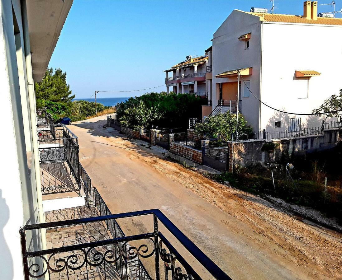 كاستروزيكيا Athanasios Tsoumas Apartments المظهر الخارجي الصورة