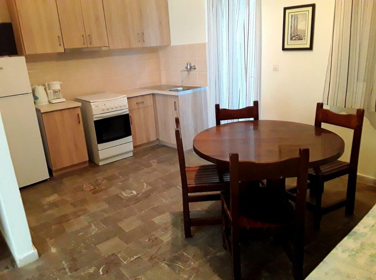كاستروزيكيا Athanasios Tsoumas Apartments المظهر الخارجي الصورة