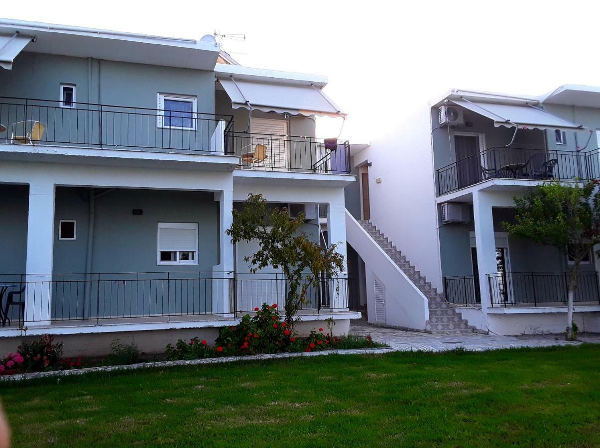 كاستروزيكيا Athanasios Tsoumas Apartments المظهر الخارجي الصورة